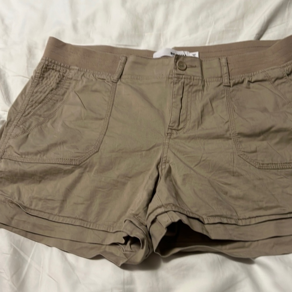 Somona Khaki shorts size 16